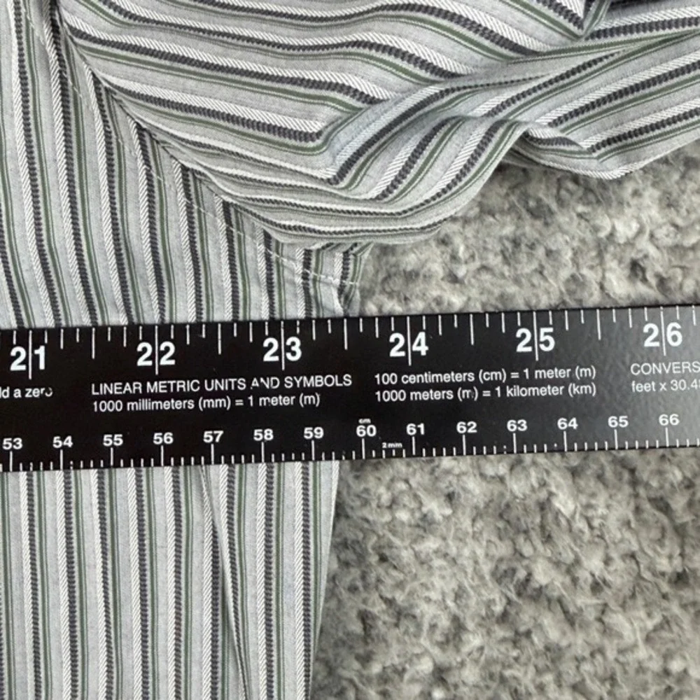 Banana Republic Men's L 16-16 1/2 Grey Green Slim Fit Striped Button Down Shirt